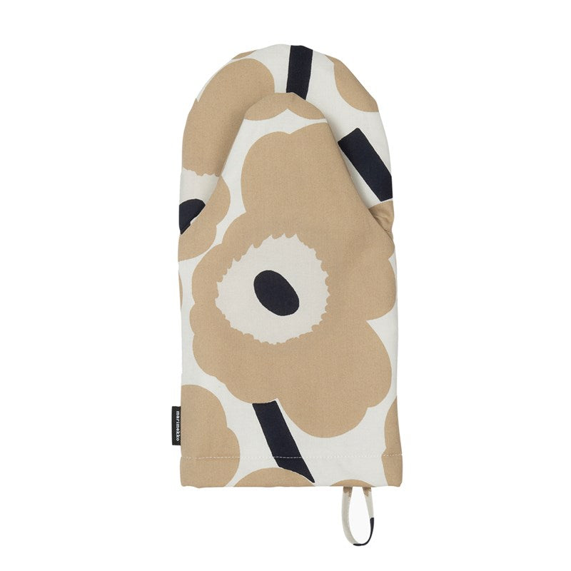 Pieni Unikko Ovenmitten in off-white, beige, dark blue