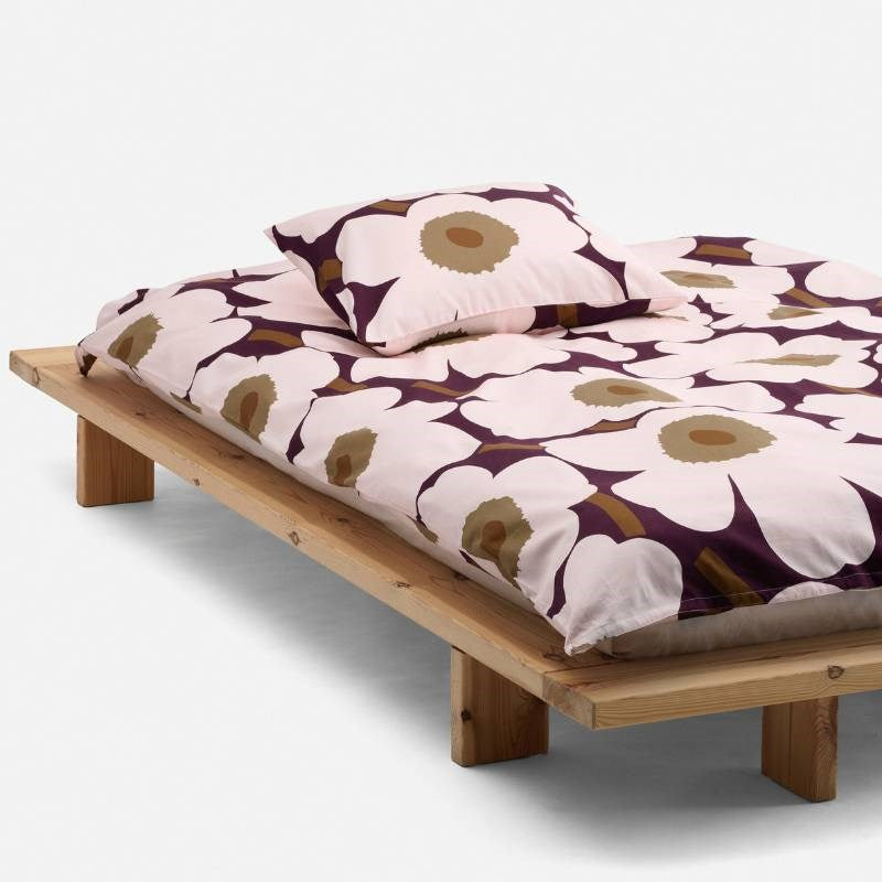 Unikko Satin Duver Cover 210x210cm in plum, pink, elmwood, toffee