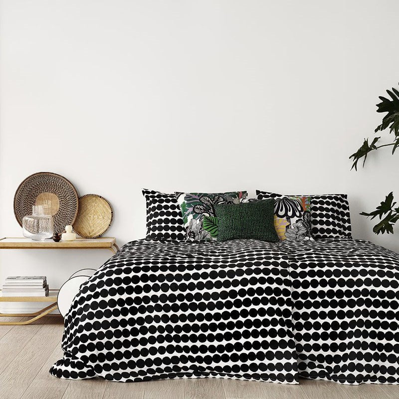 Rasymatto Duvet Cover 210x210cm in white, black