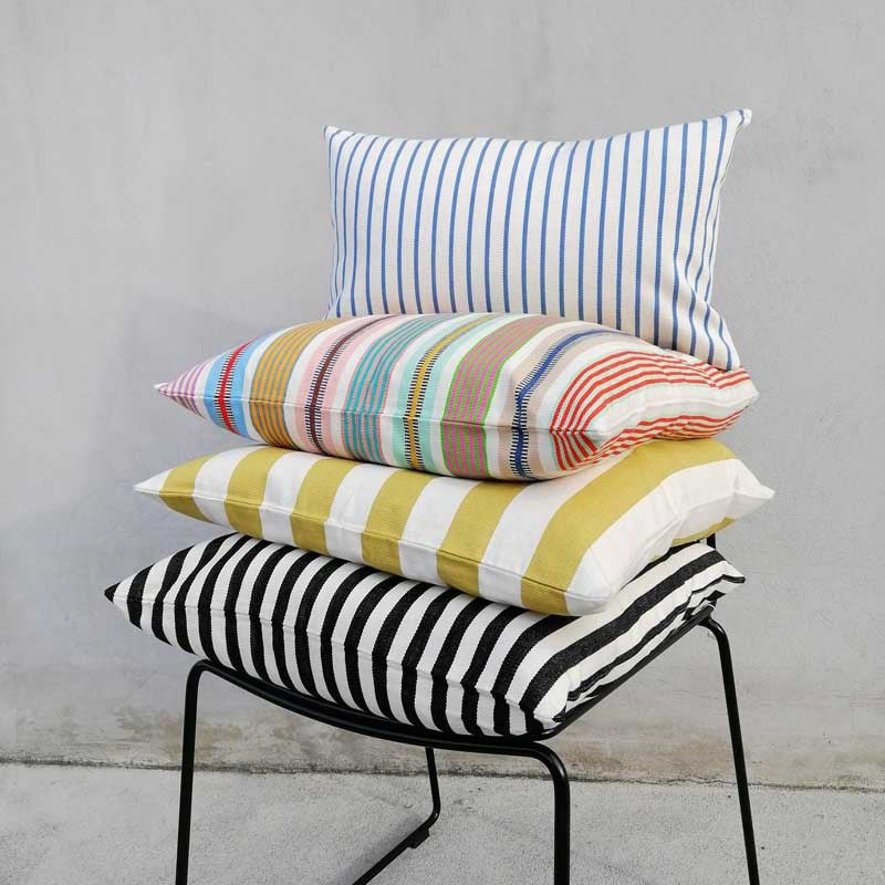 Donia Cushion Cover 50cm in black, off-white