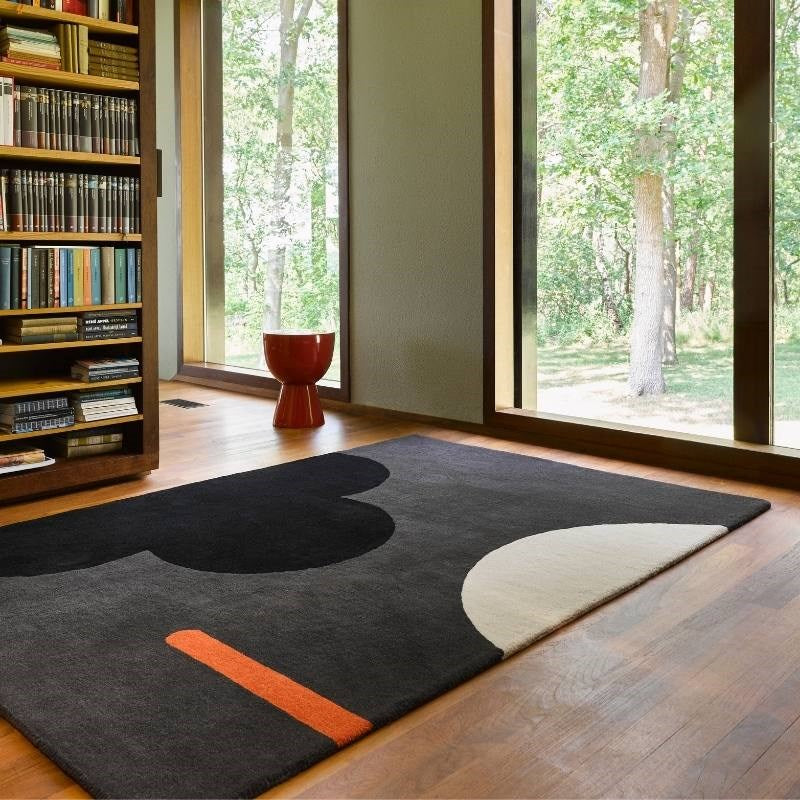 Geo Flower Rug in graphite