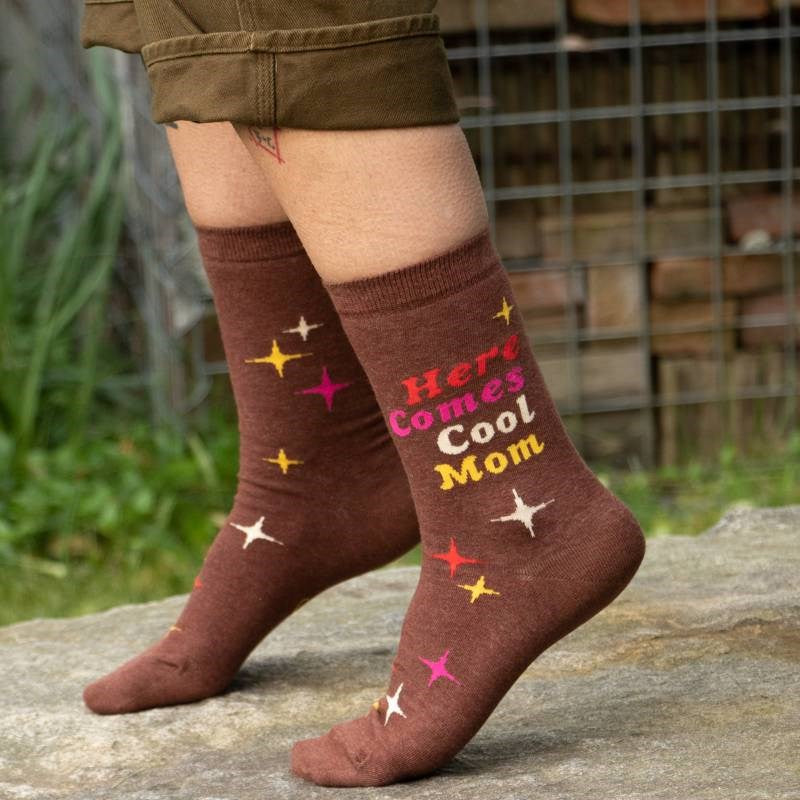 Ladies Socks - Here Comes Cool Mom