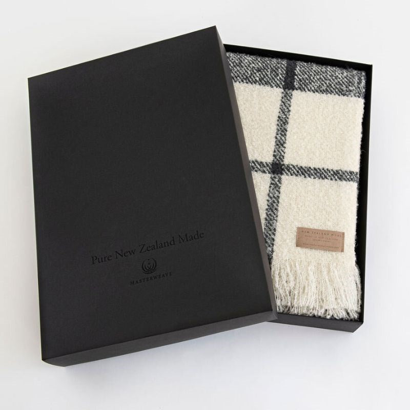 Wool Twill Throw 180 x 130cm in block check
