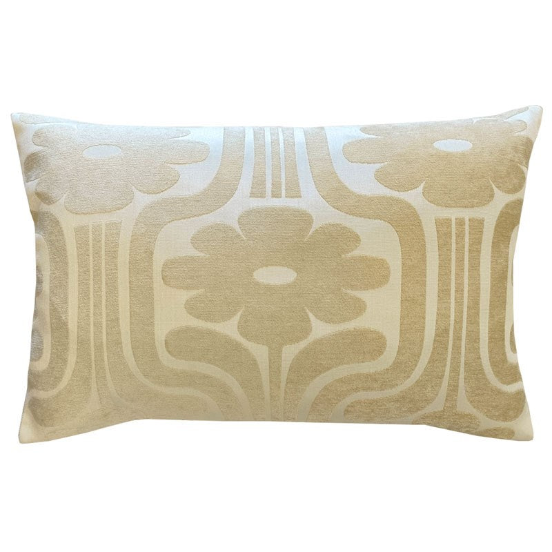 Climbing Daisy Velvet Cushion Cover 60x40cm in cream