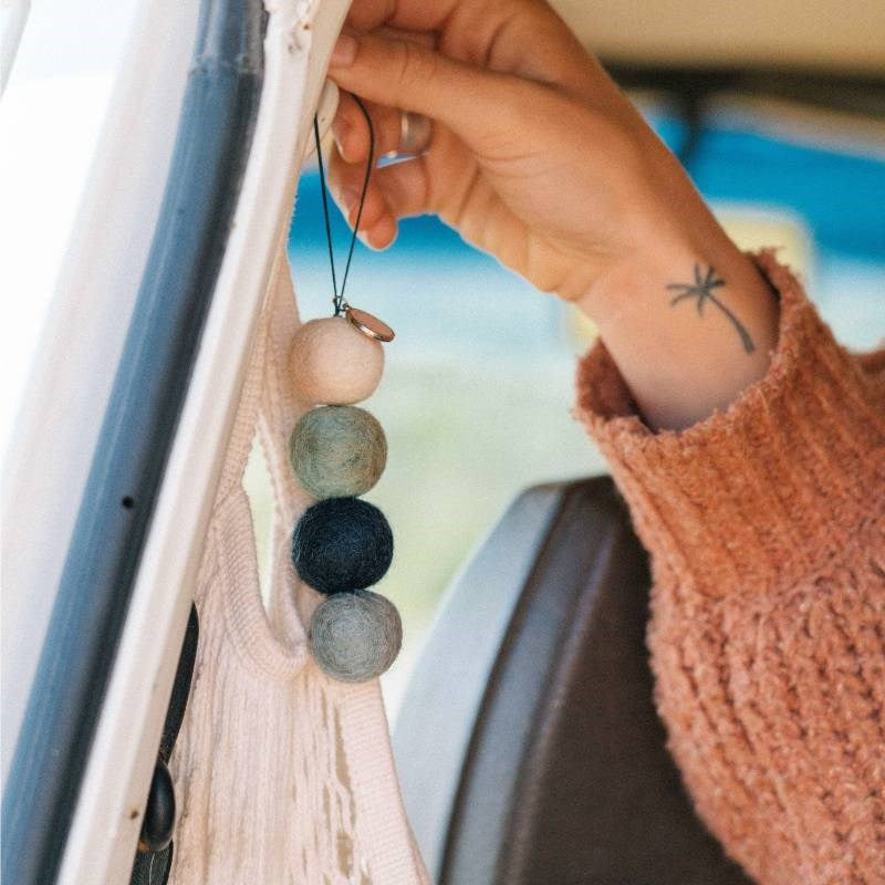 Cove Smelly Balls Air Freshener in coastal drift