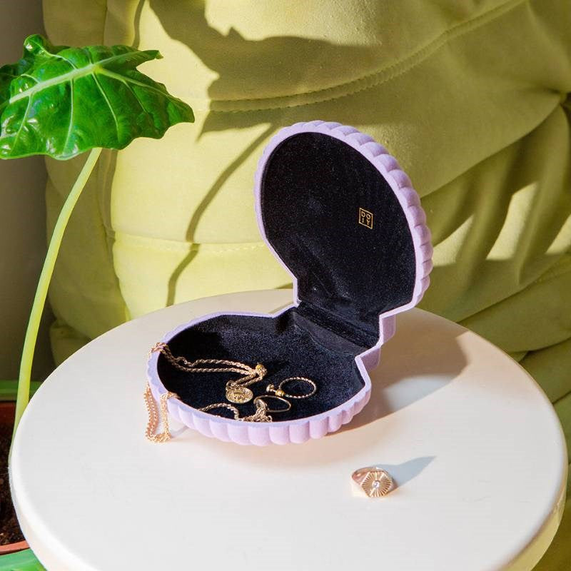 Venus Jewelry Box in lilac