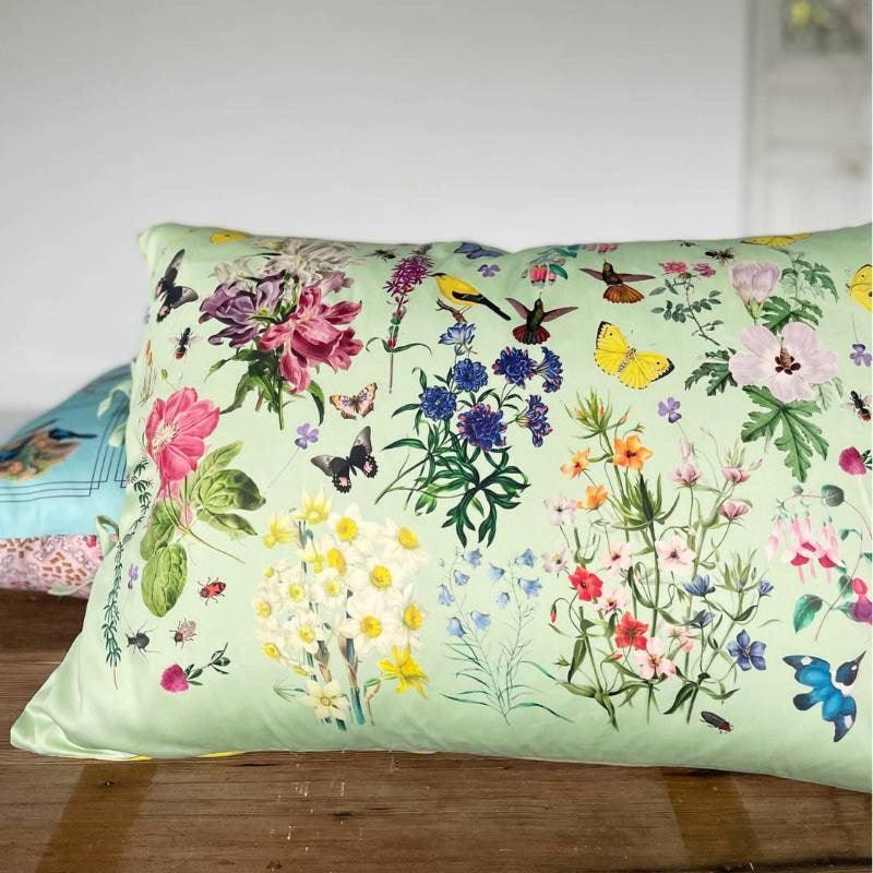 Busy Garden Pillowcase Pair