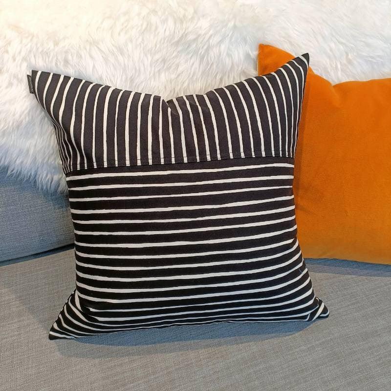 Piccolo Cushion Cover 50cm in black, cotton