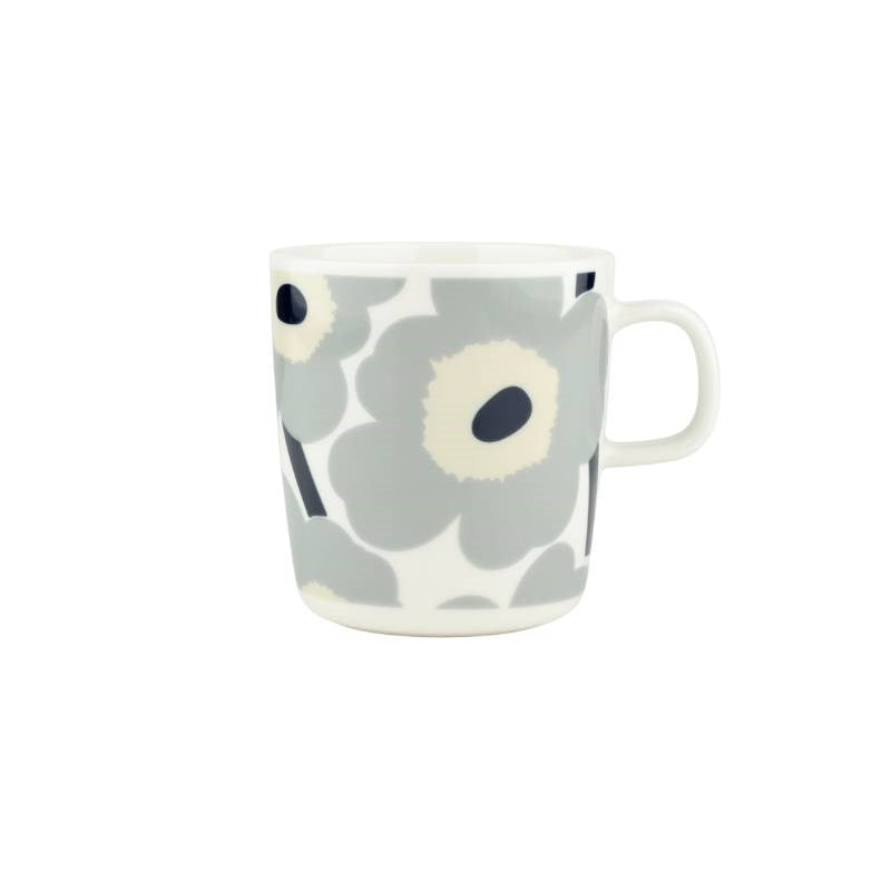 Oiva Unikko Mug 400ml in white, light grey, sand, dark blue