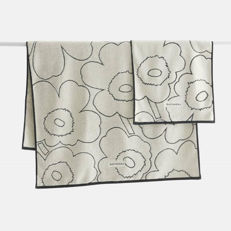 Piirto Unikko Bath Sheet 100x160cm in ivory, black