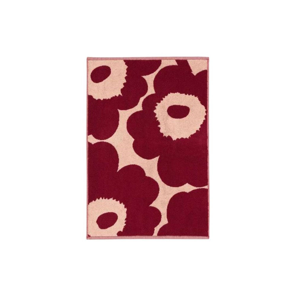 Unikko Hand Towel 50x70cm in pink, dark cherry