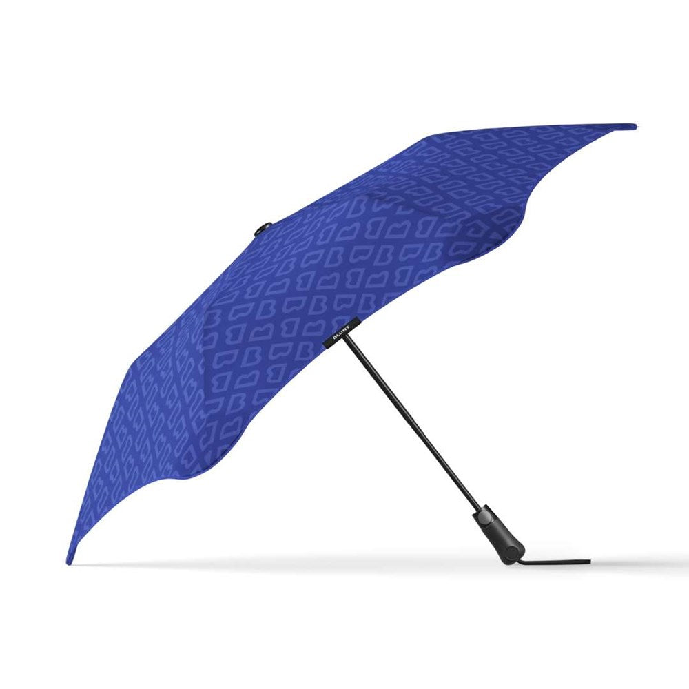 Blunt Metro B Monogram Umbrella in Puddle Blue