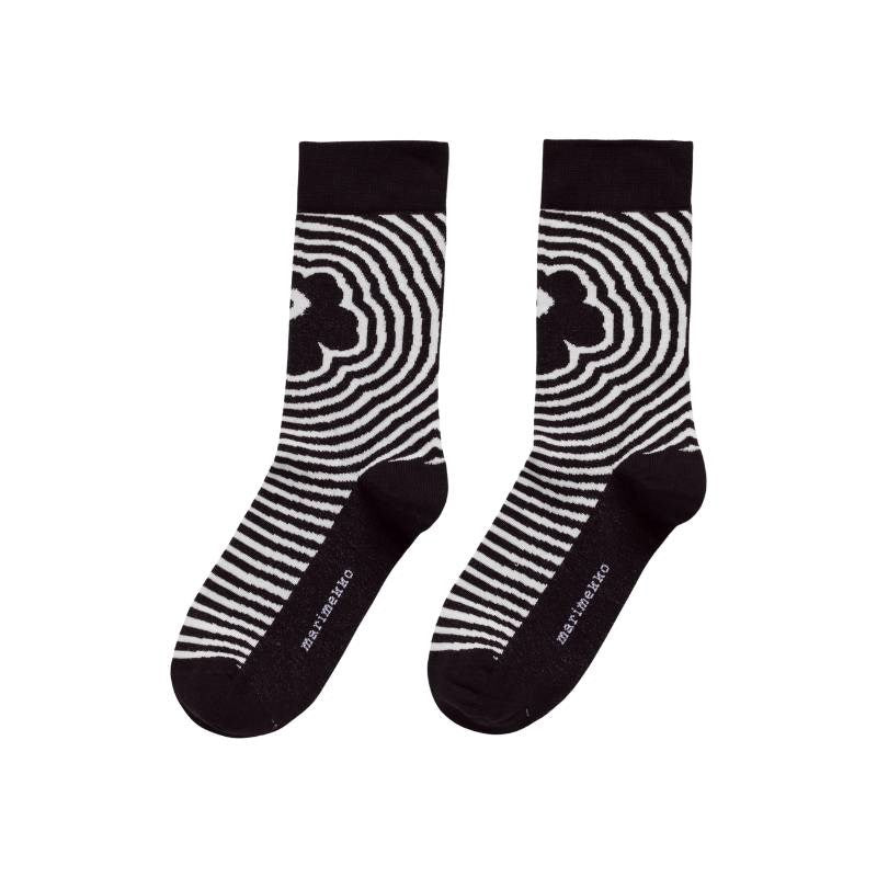 Kasvaa Unikko Socks in black, white