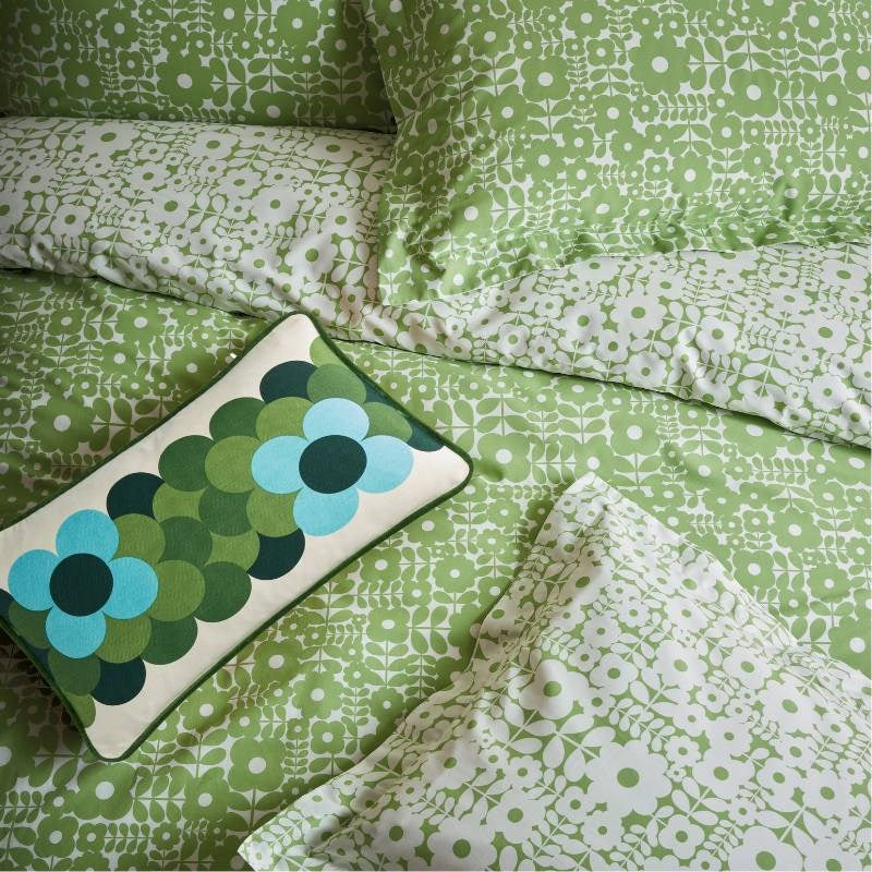 Criss Cross Stem Pillowcase Pair 50x75 cm in basil green