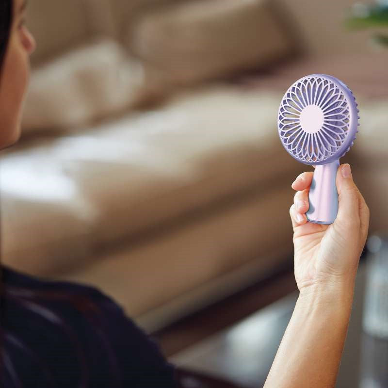 Lexon Wino Mini Portable Wireless Fan in light lilac