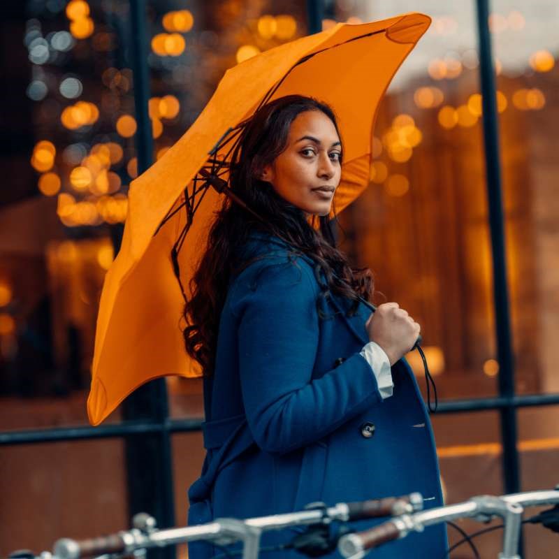 Blunt Metro Umbrella in Mango Orange