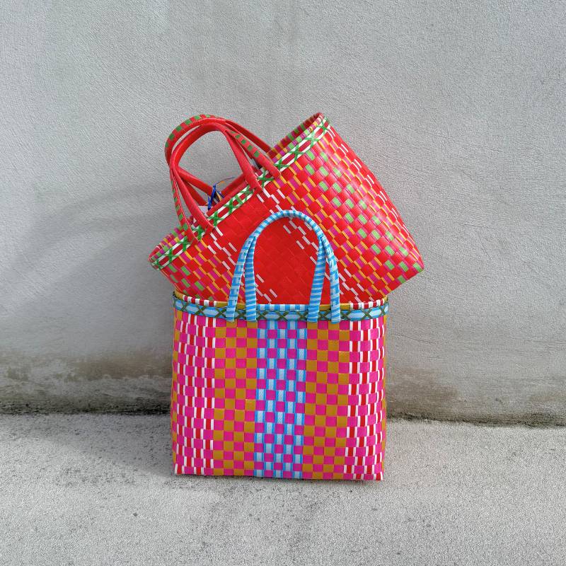 Medium Market Basket in pink, red