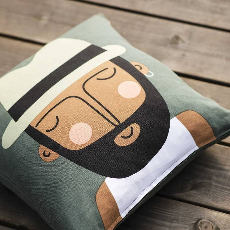 Max Face Cushion Cover 47cm