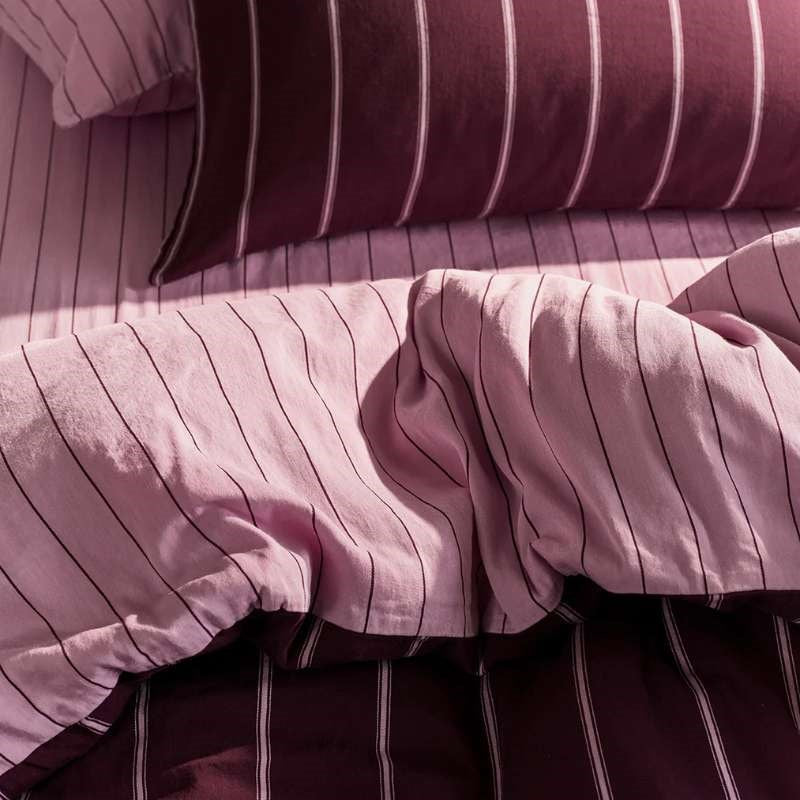 Striped Quilt Cover in mulberry, aster