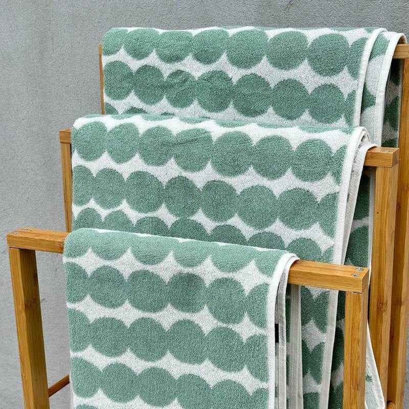 Rasymatto Bath Towel 70x150cm in sage, off white