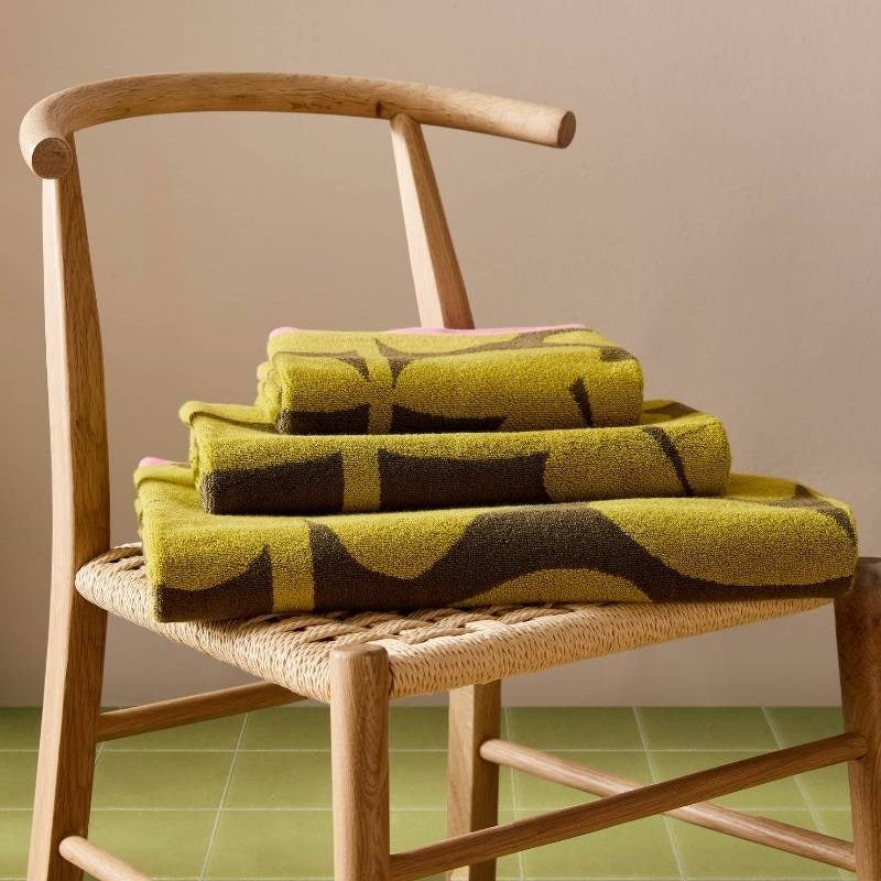 Wildflower Bath Sheet in yellow, ochre