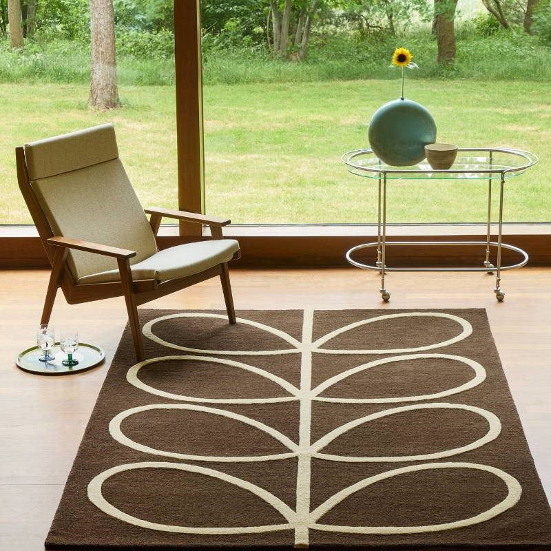 Giant Linear Stem Rug in walnut