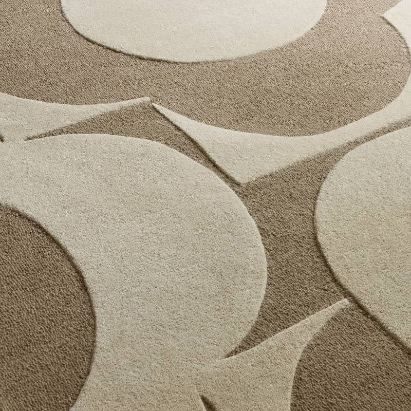 Prism Flower Rug in mushroom, ecru