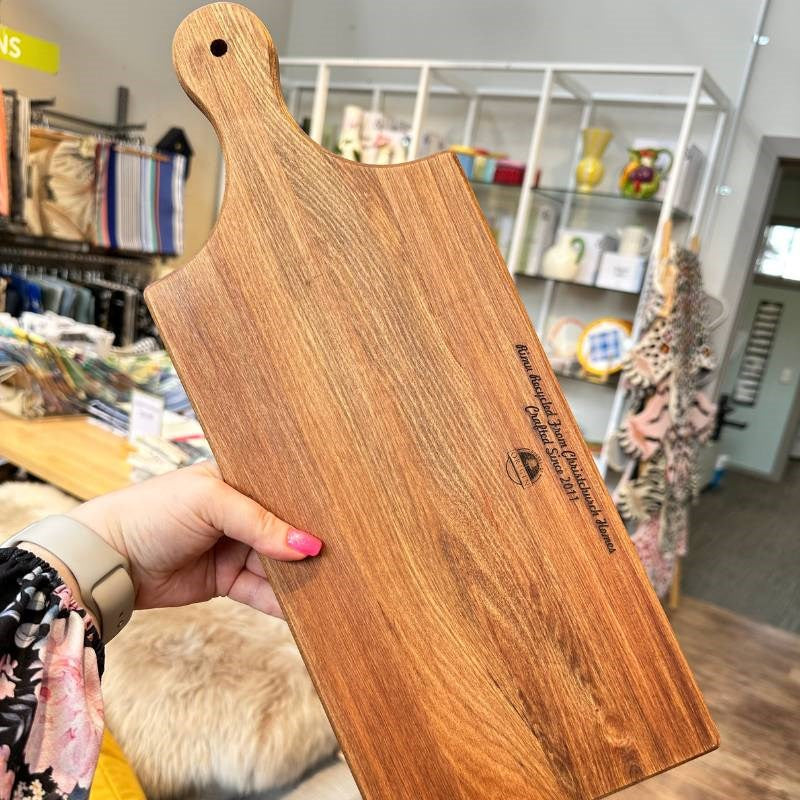 Recycled Rimu Cheeseboard with Handle