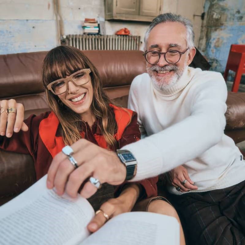 Reading Glasses Chapters Collection, Quote in light marble