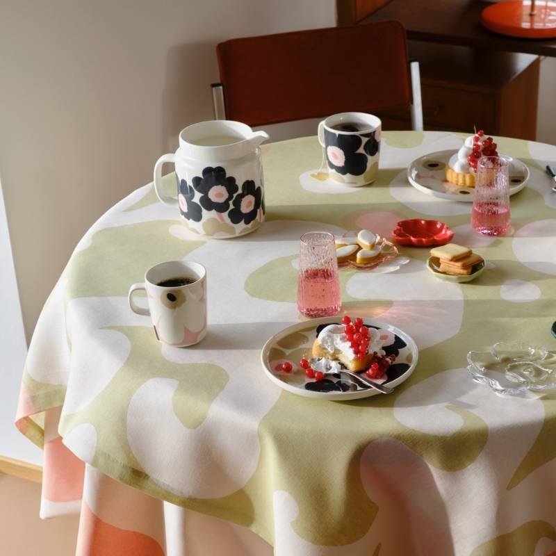 Unikko Mug 250ml in off white, pink, sand, charcoal