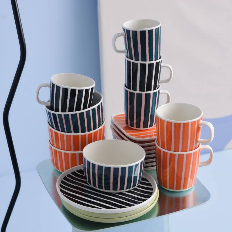 Piccolo Plate 15x12cm in white, pink, orange