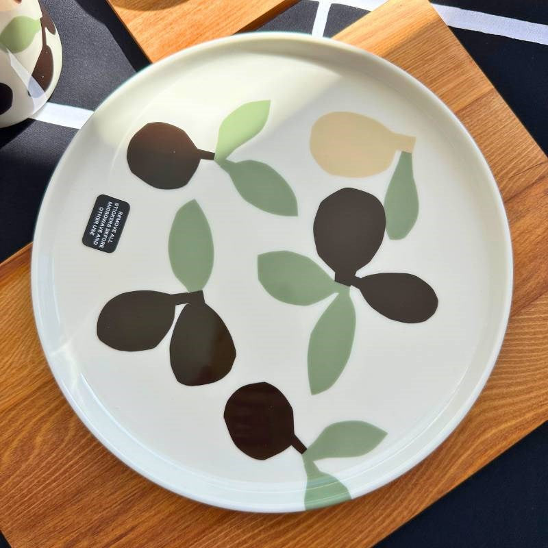 Omppo Plate 20cm in white, sage, black, brown, linen