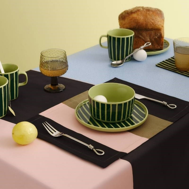 Piccolo Plate 20cm in pear, dark green