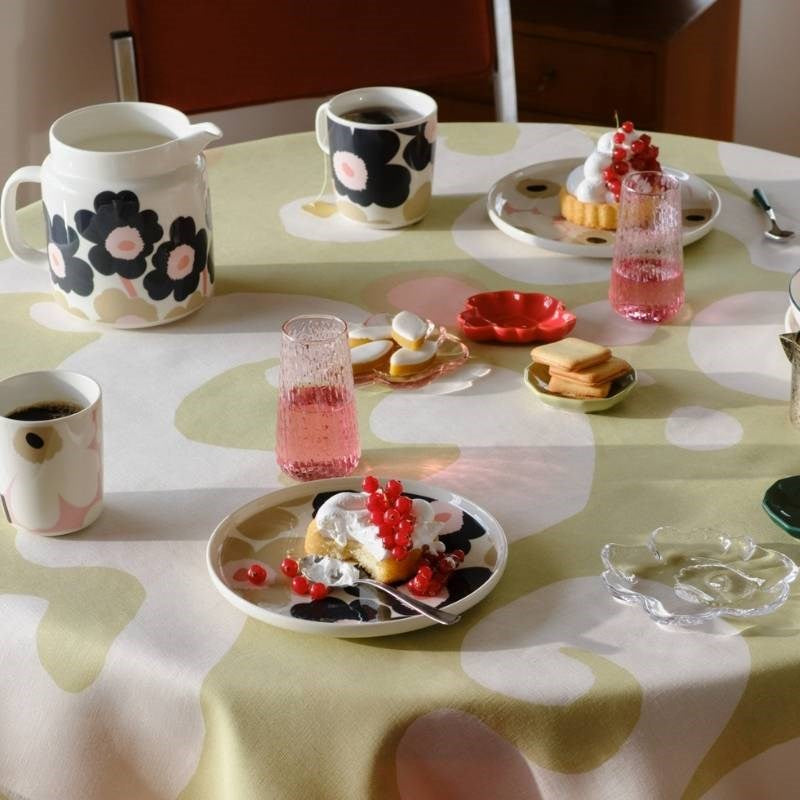 Unikko Glass plate 13cm in pink