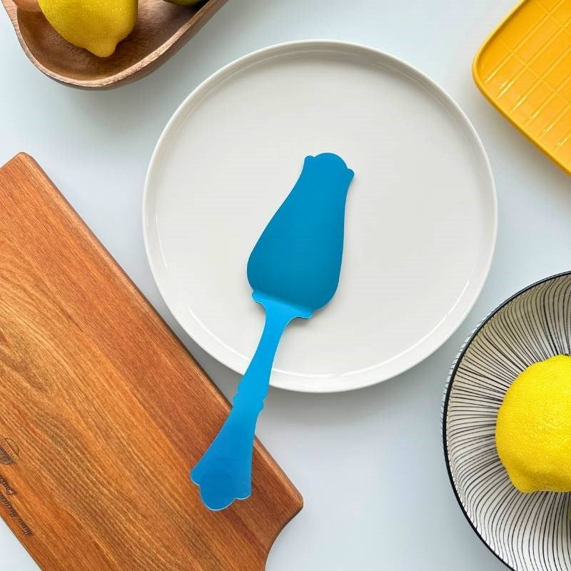 Honorine Tart Server in turquoise