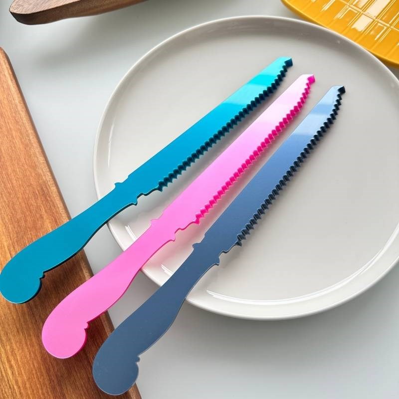 Honorine Bread Knife in steel blue