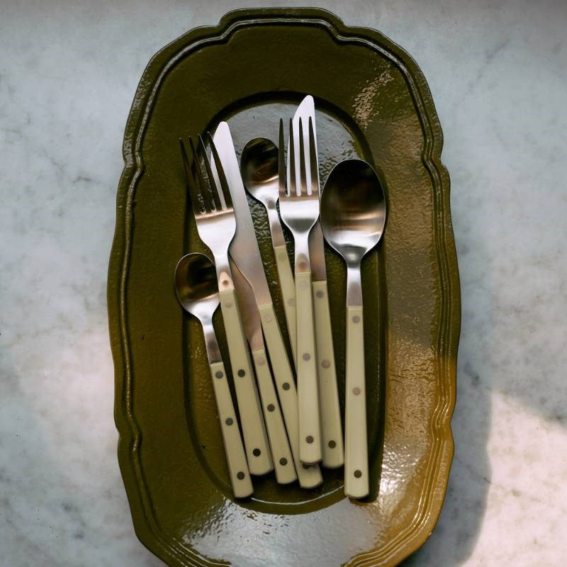 New Classics Serving Tray in olive