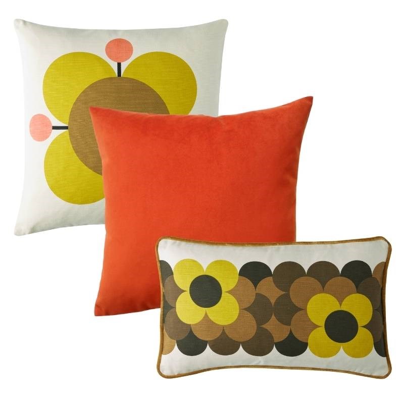 Retro Flower in dune 3 Cushion Bundle