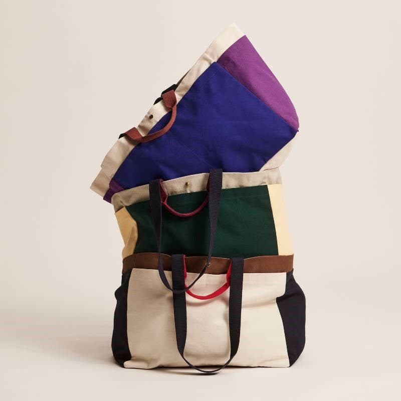 Weekend Bag, medium, in electric blue multi