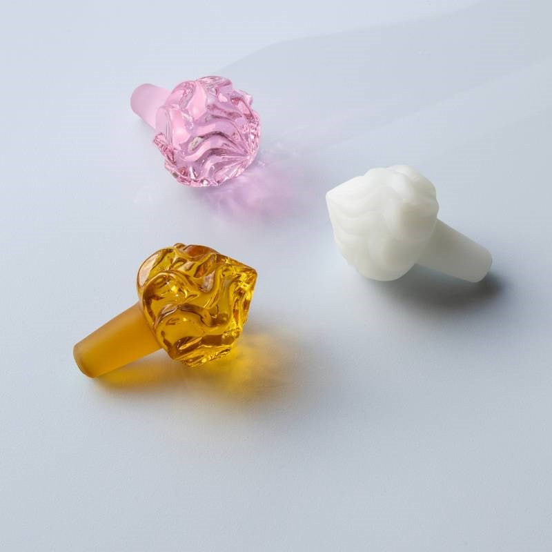 Bottle Stopper in whip amber