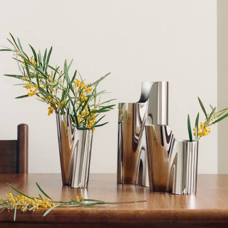Lituus Vase, mirror polished stainless steel, medium