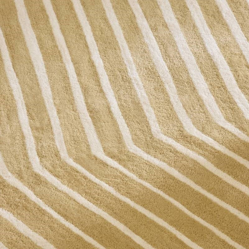 Kalasaaski Hand-Tufted Rug in brass