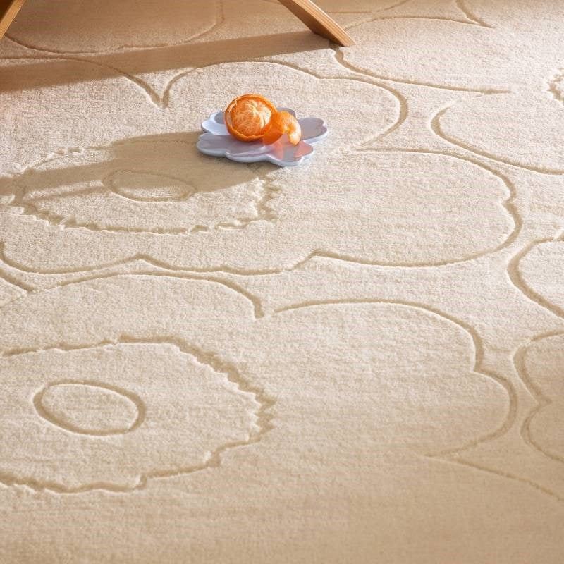 Piirto Unikko Hand-Tufted Rug in white