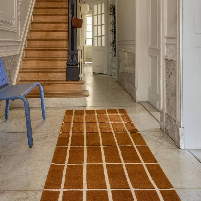 Tiiliskivi Rug Runner in brown