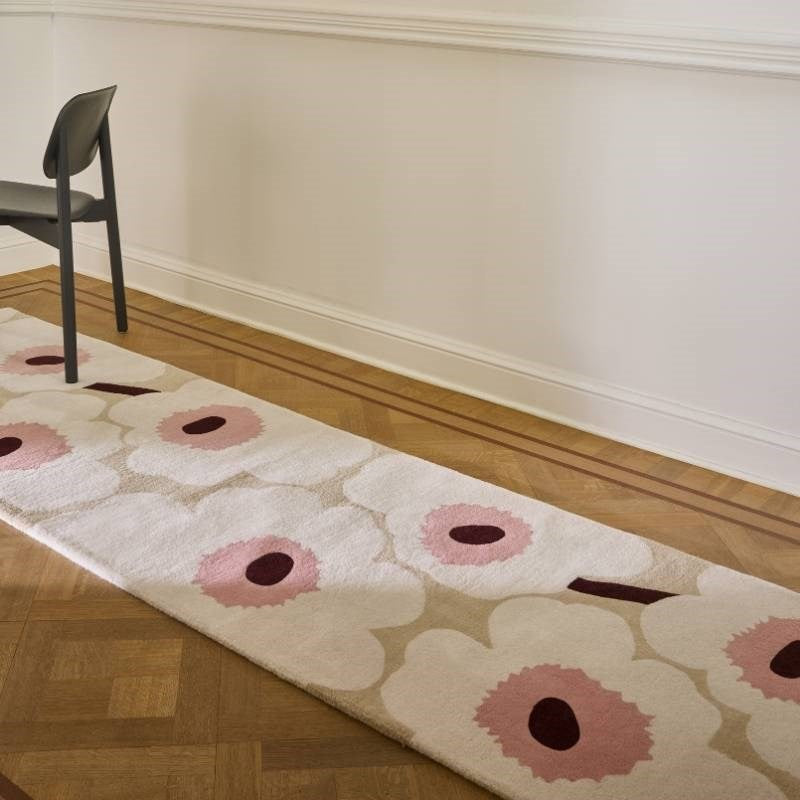 Unikko Rug Runner in beige, pink