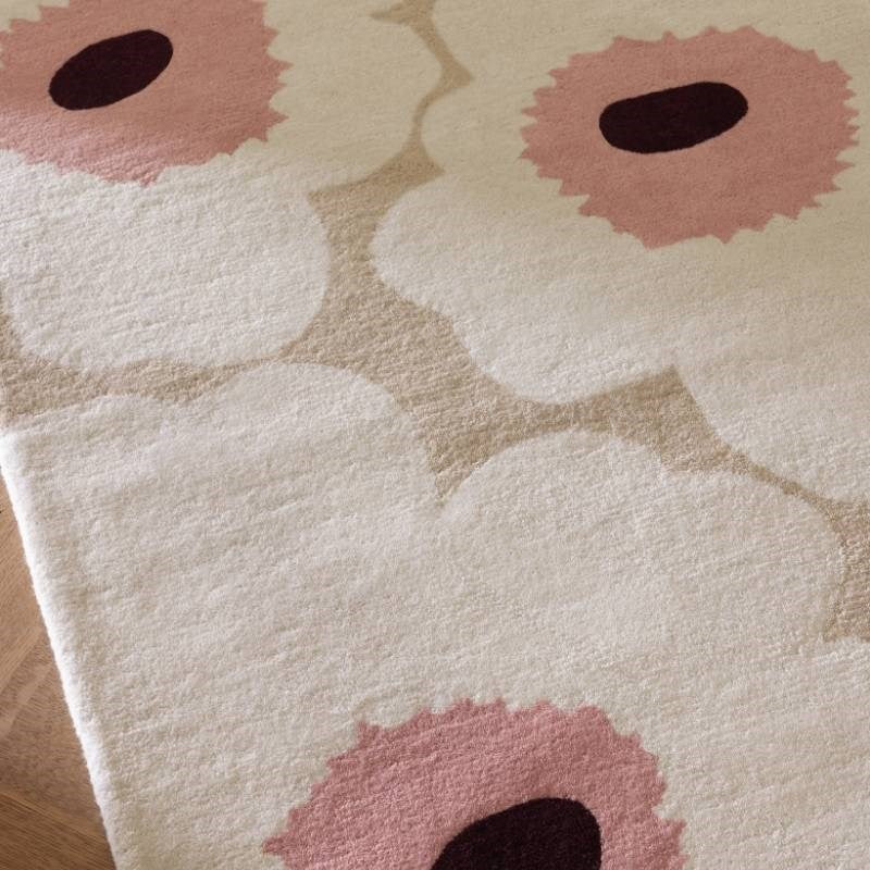Unikko Rug Runner in beige, pink
