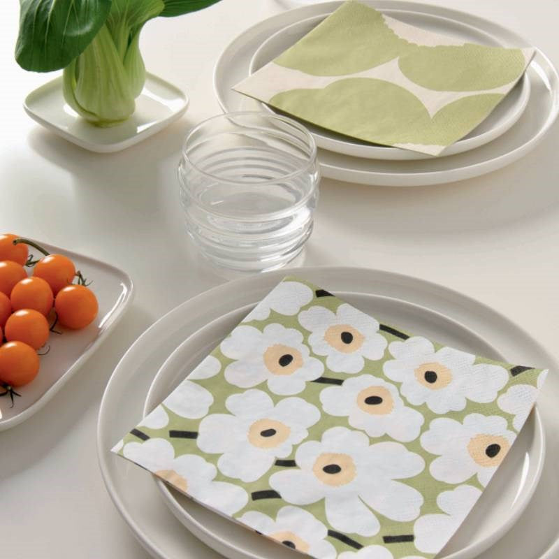 Serviettes in Mini Unikko in Light Green