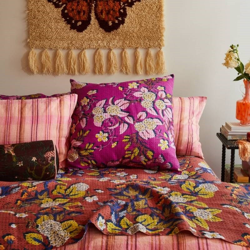 Heidi Linen European Pillowcase Pair in mulberry