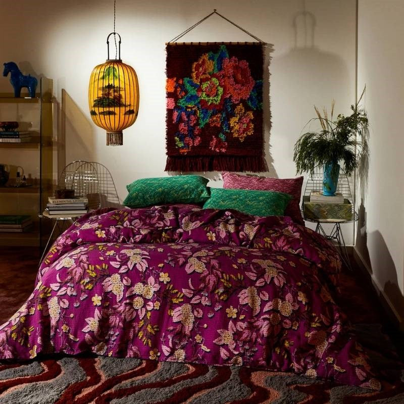Heidi Linen Quilt Cover in  mulberry