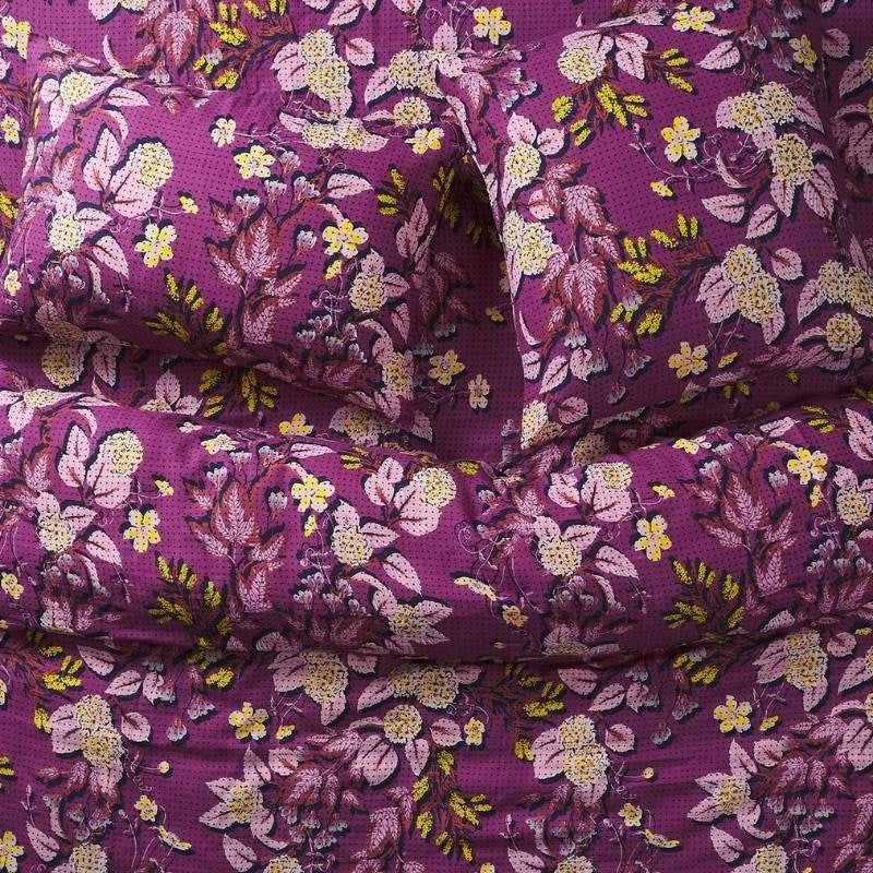 Heidi Linen Quilt Cover in  mulberry